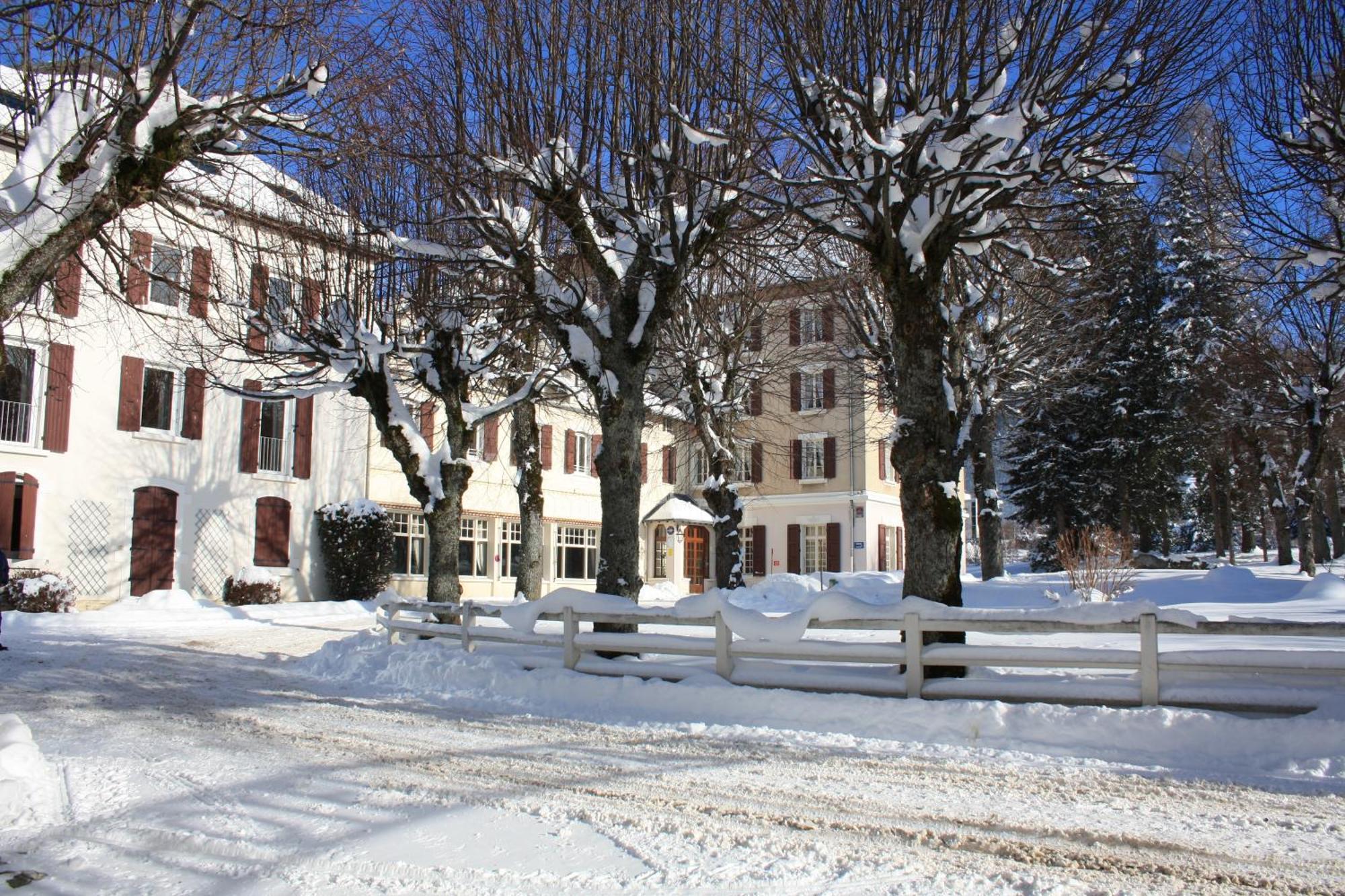 Best Western Grand Hotel De Paris & Spa Villard-de-Lans Dış mekan fotoğraf