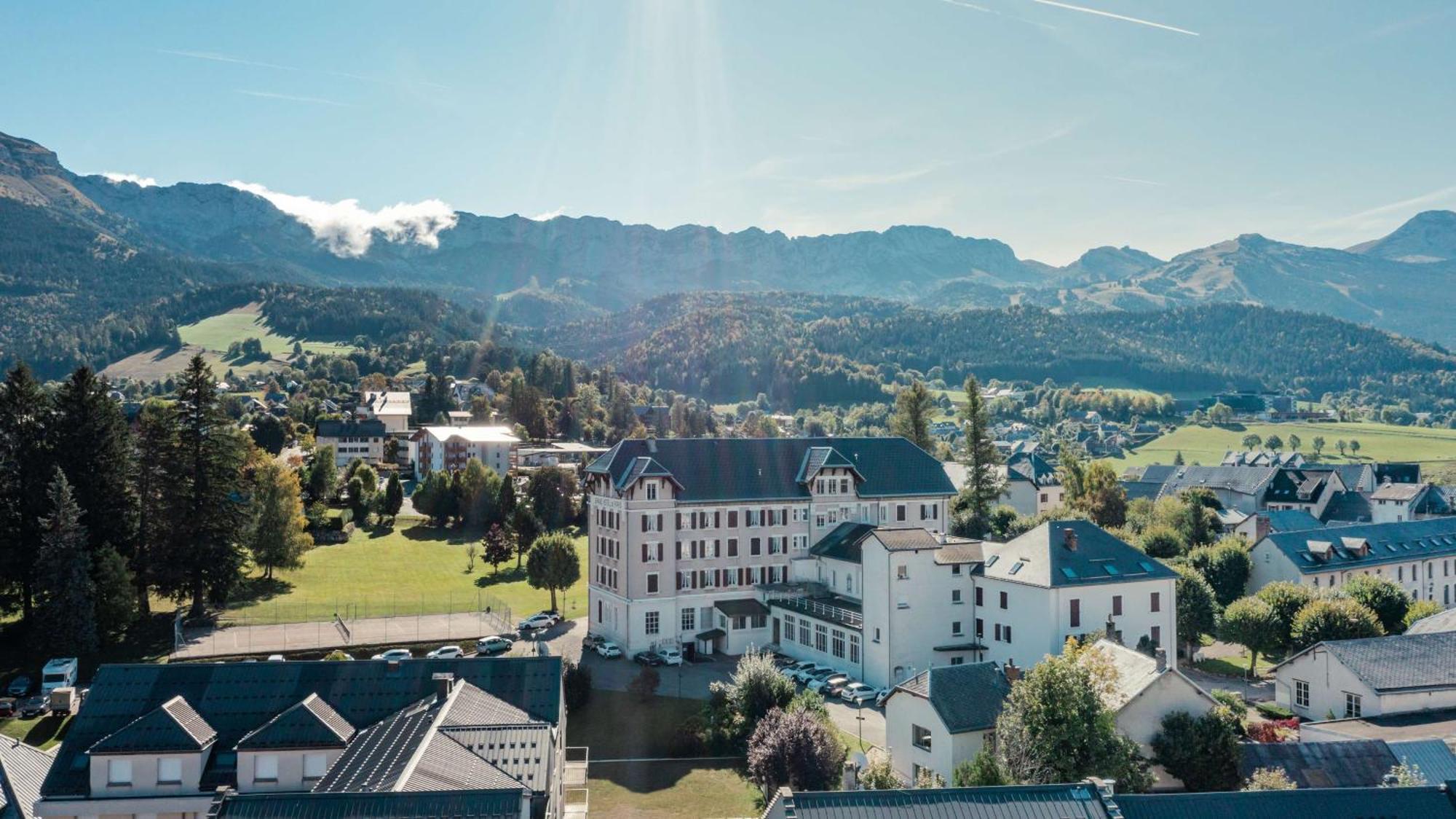 Best Western Grand Hotel De Paris & Spa Villard-de-Lans Dış mekan fotoğraf